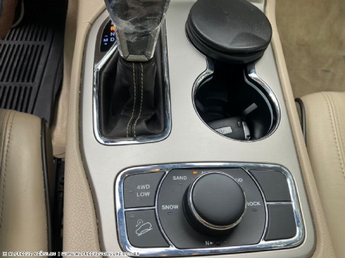 Jeep GRAND CHEROKKE 3.6 V6 75 ANOS 2016/2016